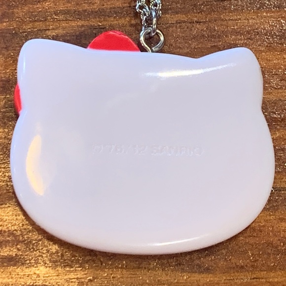 Sanrio Hello Kitty Head Pendant & Silver Necklace - Picture 8 of 15